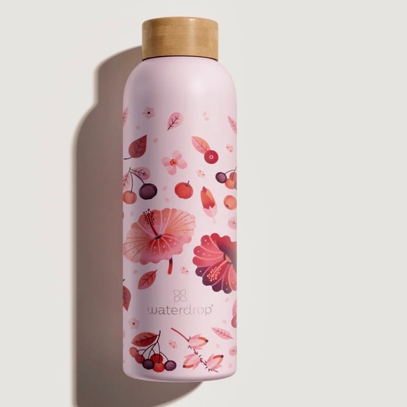 waterdrop Other - Insulated Water Bottle 20oz - pastel pink flowers - Never removed from package